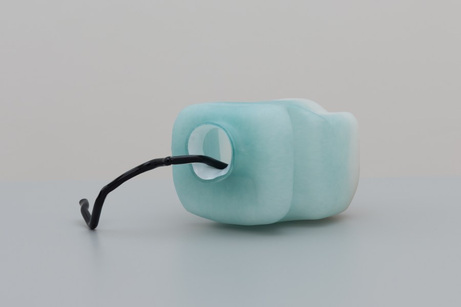 VS_2016_Reservoirs with Stains,Dust, and Burns(Filled and Folded)_Detailed3_08889_P